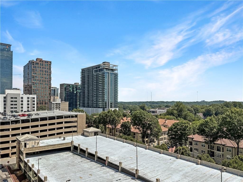 Building Photo - 923 Peachtree St NE