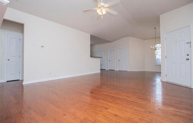 Building Photo - 240 River Meadow Dr
