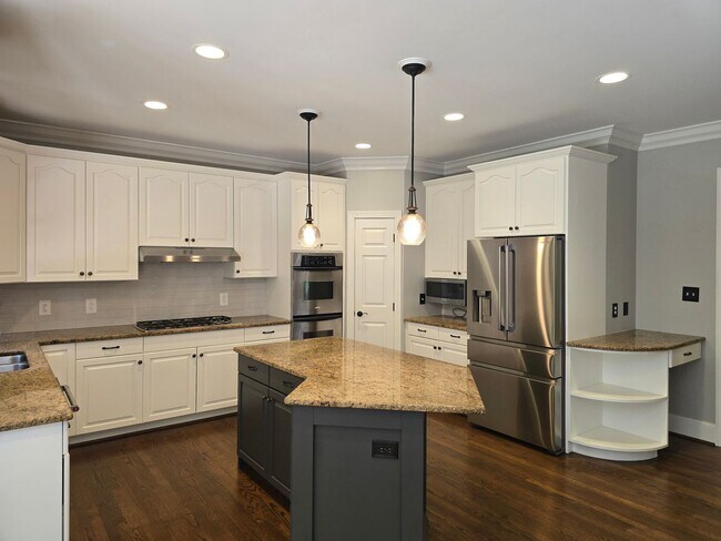 Building Photo - 102 Eyemouth Ct