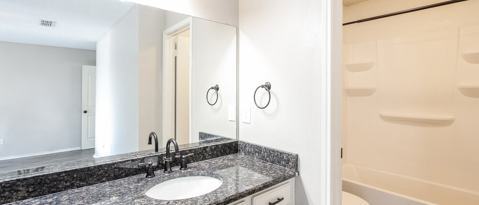 Building Photo - 7618 Creek Wood Dr