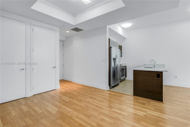 Building Photo - 55 SE 6th St