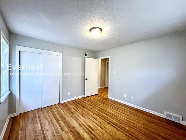 Building Photo - 3-Bedroom Home with Fenced Yard & Carport / Pet-Friendly / Coming Soon!