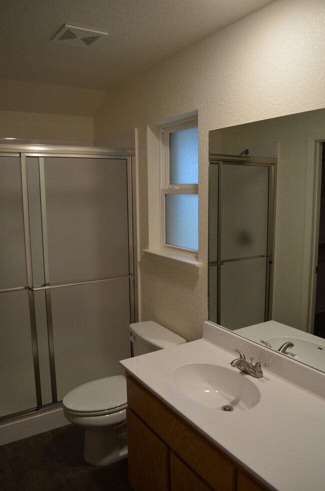 Building Photo - 211 Coby Dr