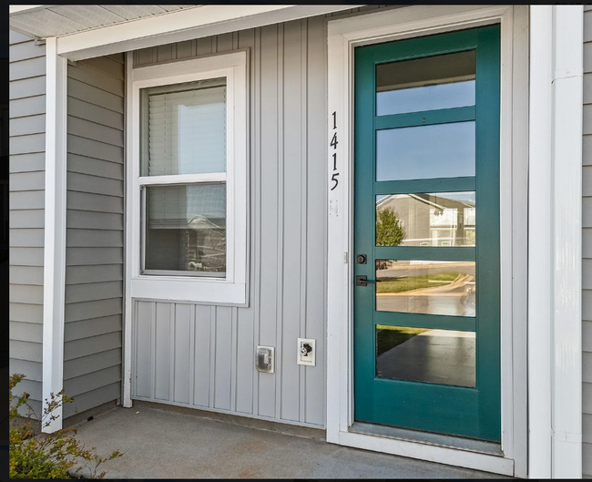 Building Photo - 1415 Darrowby Wy