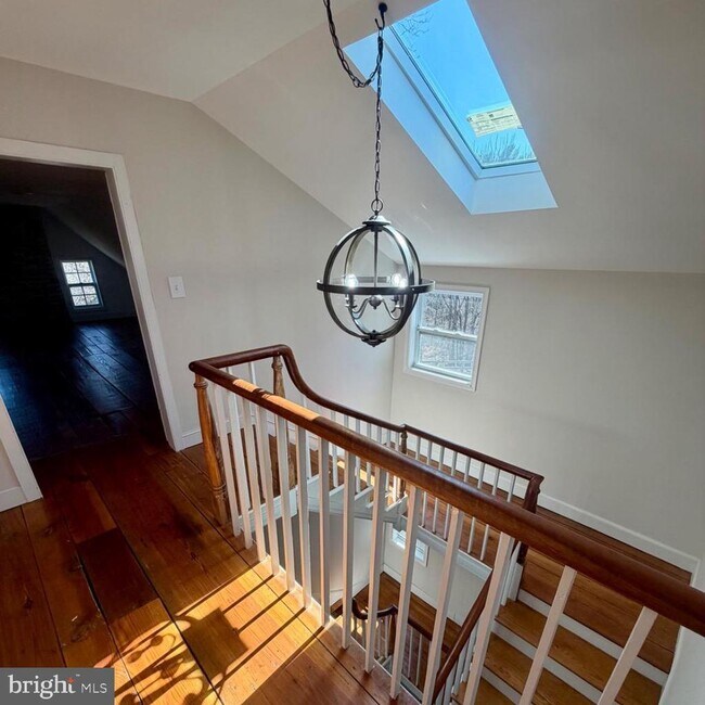 Building Photo - 17700 Barnesville Rd