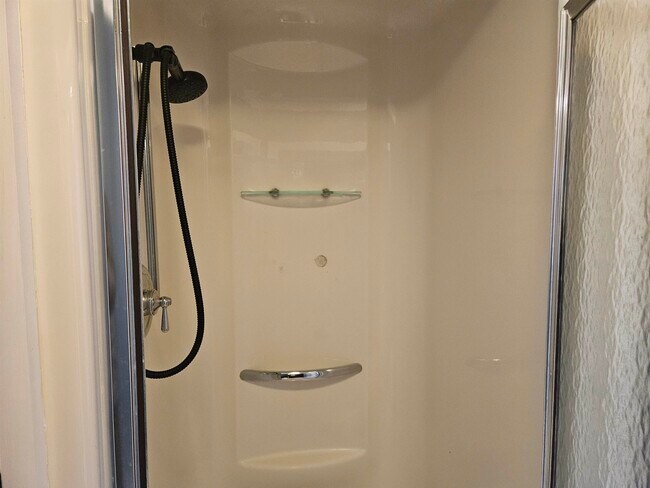 Building Photo - 38 Piscataqua Rd