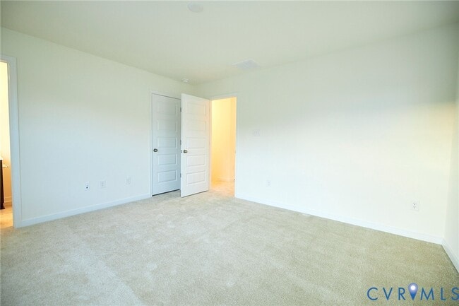 Building Photo - 240 Greenpark Rd