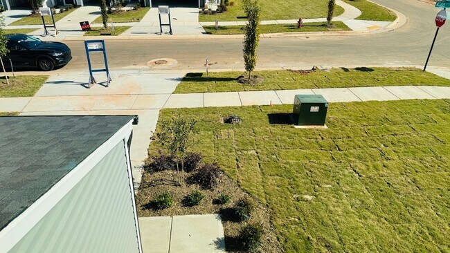 Building Photo - 4001 Kidd Pl