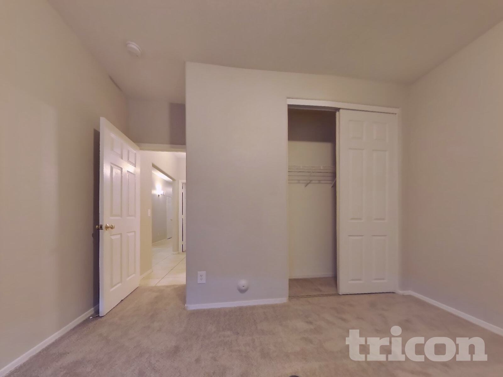 Building Photo - 6613 W Miami St