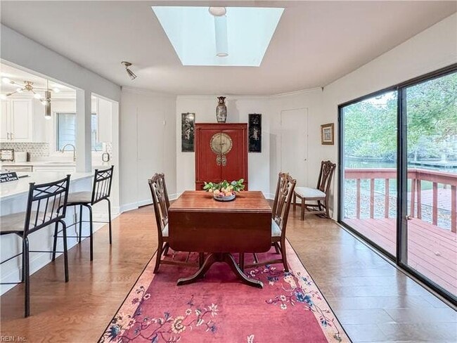 Building Photo - WATERFRONT 5 BEDROOM/4 BATH IN VIRGINIA BEACH! READY FOR RENT!!