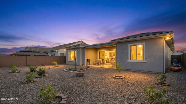 Building Photo - 866 W Flatiron Trl