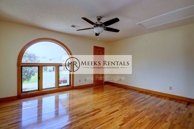 Building Photo - 30 Bridlewood Rd