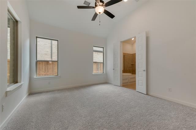 Building Photo - 635 Caprice Blf