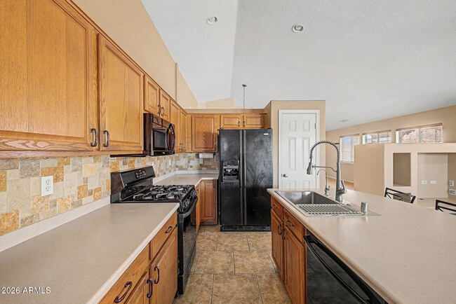 Building Photo - 12899 S 175th Ave