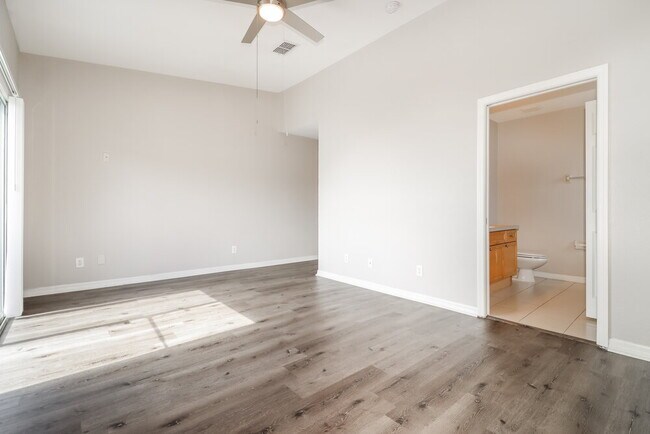 Building Photo - 7041 Opal Dr