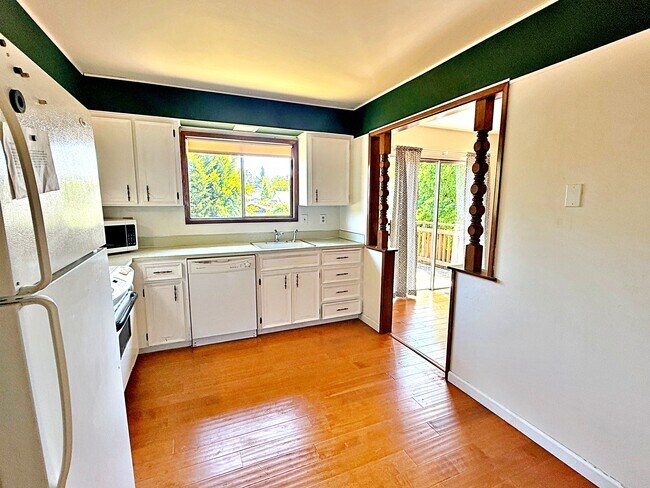 Building Photo - 2746 SE 73rd Ave