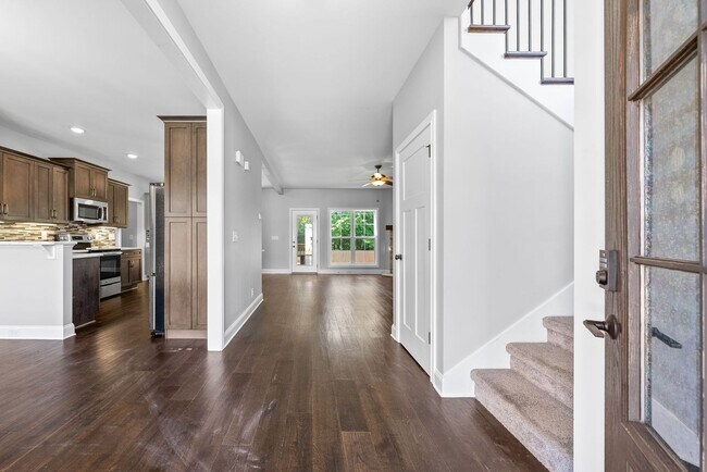 Building Photo - 1506 Redrock Ct