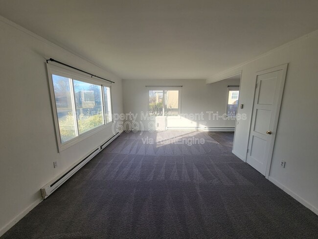 Building Photo - 1204 Marshall Ave