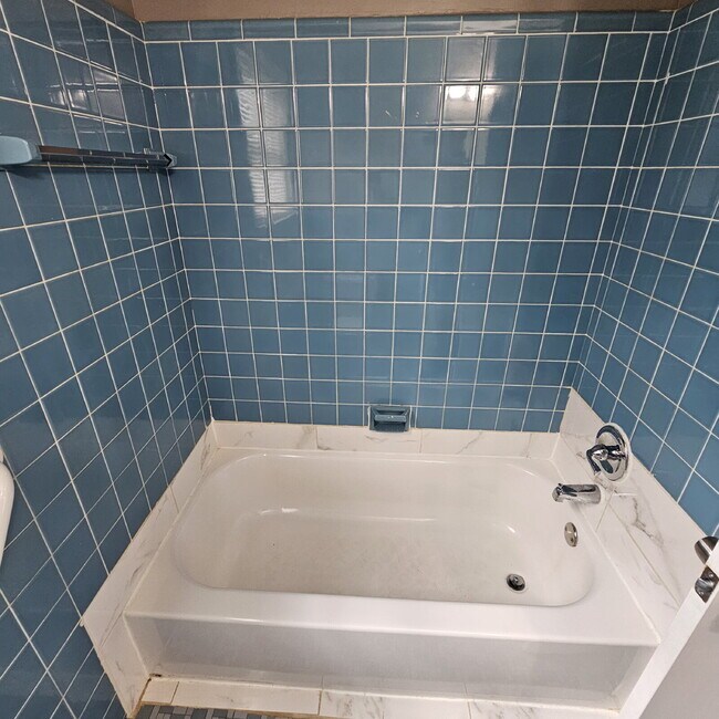 Building Photo - 3 Bedroom Updated Brick Ranch w/ 2 Car Attached Garage, Basement, Kitchen w/ All Stainless-Steel ...