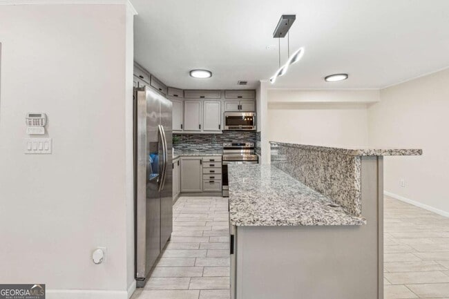 Building Photo - 434 McGill Pl NE