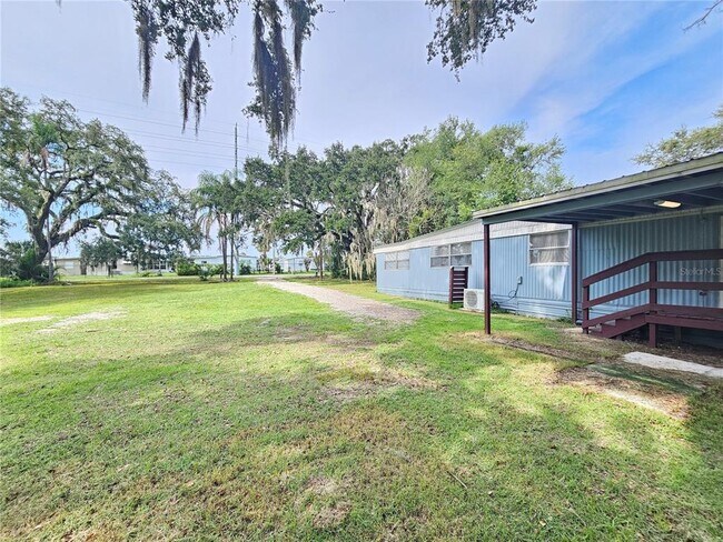 Building Photo - 37826 Daughtery Rd