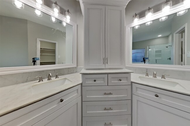 Building Photo - 23943 Ayscough Ln