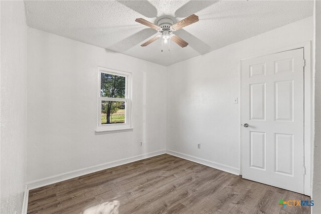 Building Photo - 505 Curry Ave