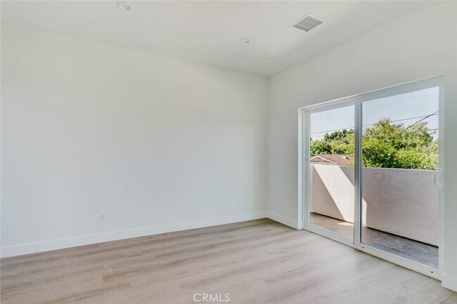 Building Photo - 8312 Canterbury Ave