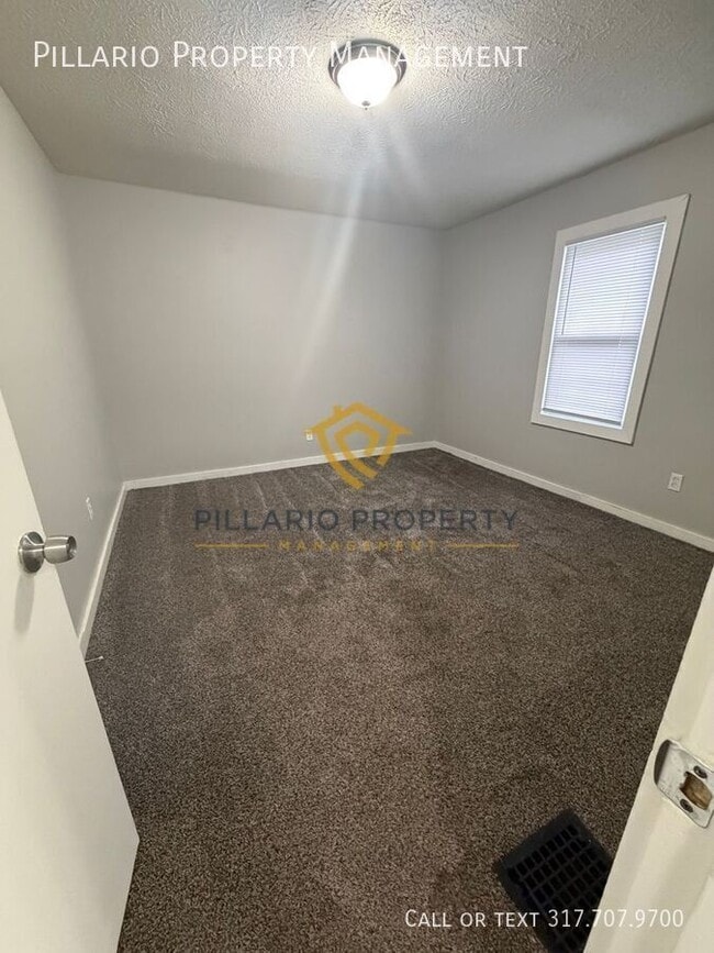 Building Photo - 3291 Hovey St