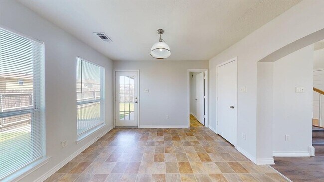 Building Photo - 4131 McFarland Dr