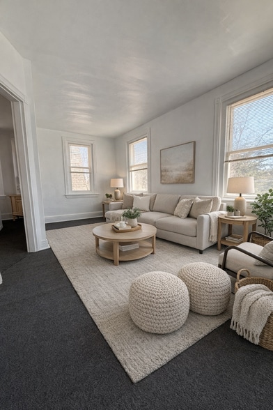 Building Photo - 1605 DeKalb St