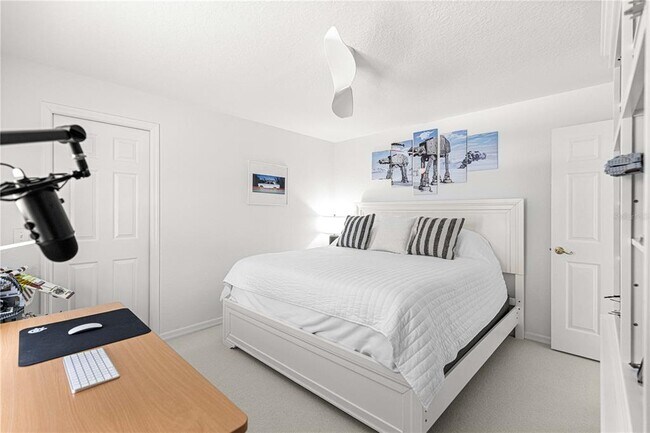 Building Photo - 8934 SW 8th St