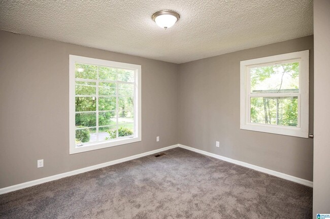 Building Photo - 410 Swann Dr