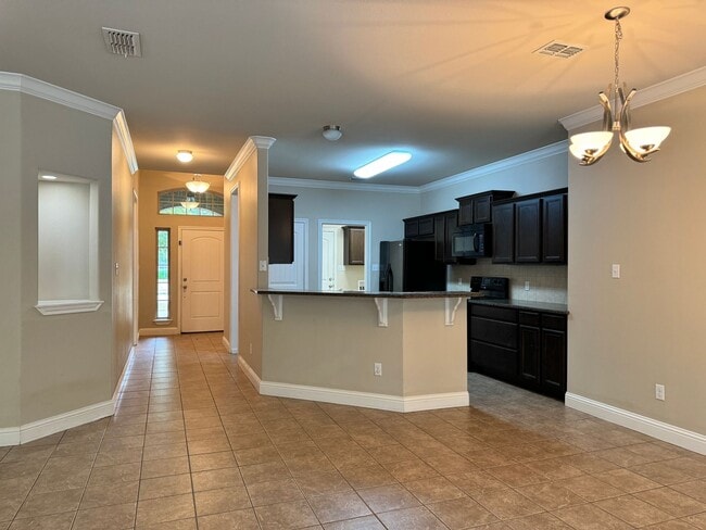 Building Photo - 6020 Grace Ave