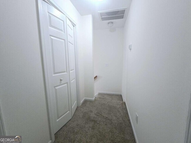 Building Photo - 1318 Guilderoy Ln