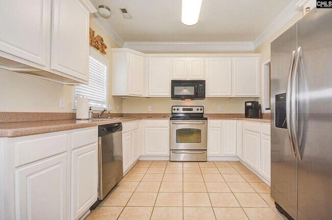 Building Photo - 410 Hampton Forest Dr