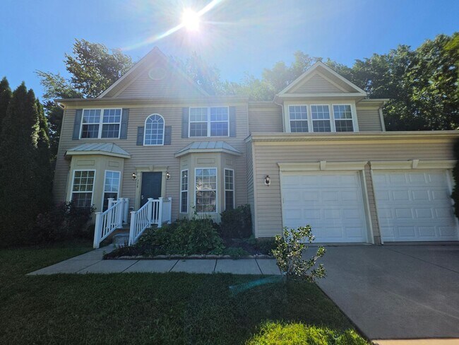 Building Photo - 558 Windsong Dr