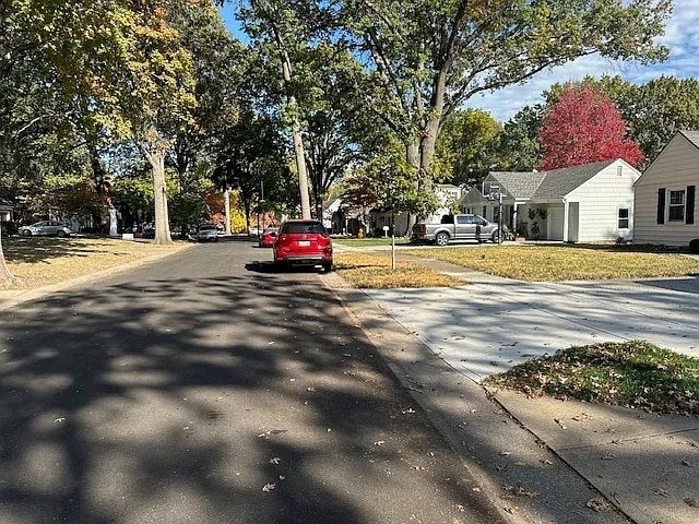 Building Photo - 2309 W 79th Terrace