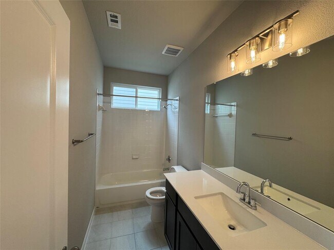 Building Photo - 5331 Bruno St