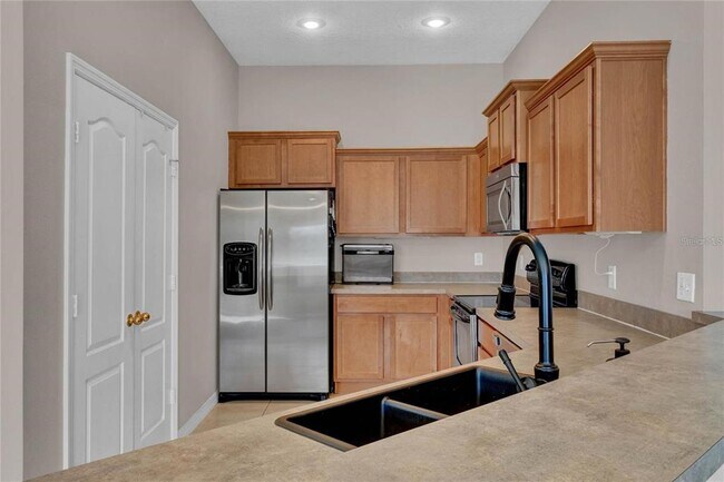 Building Photo - 10303 Winding Marsh Trail