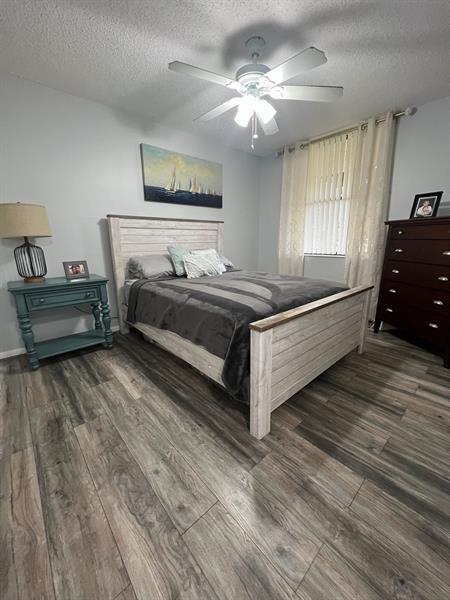 Building Photo - 2660 Carambola Cir N