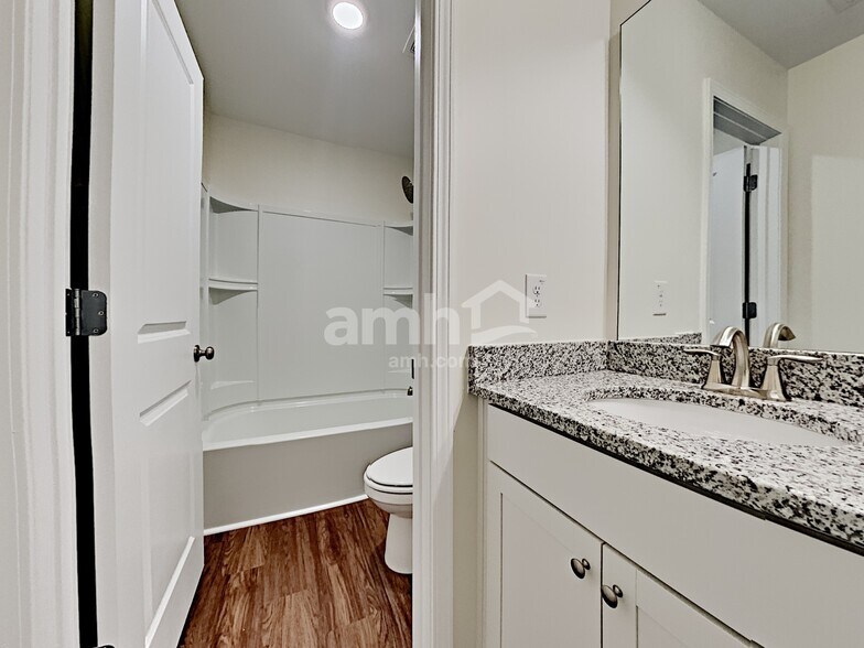 Building Photo - 43 Ivy Brook Dr