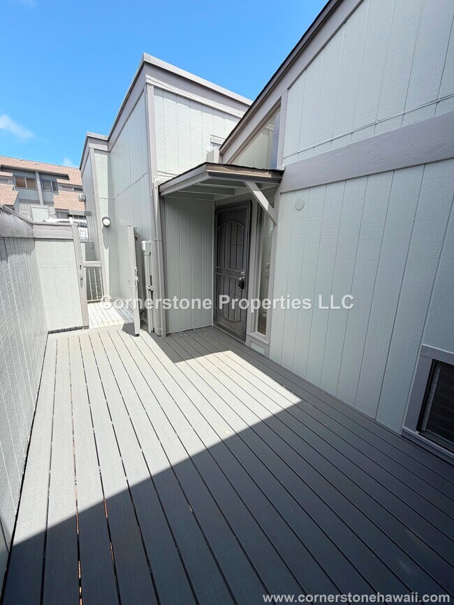 Building Photo - 98-1453-1453 Kaahumanu St