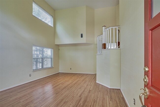 Building Photo - 59 W Gaslight Pl