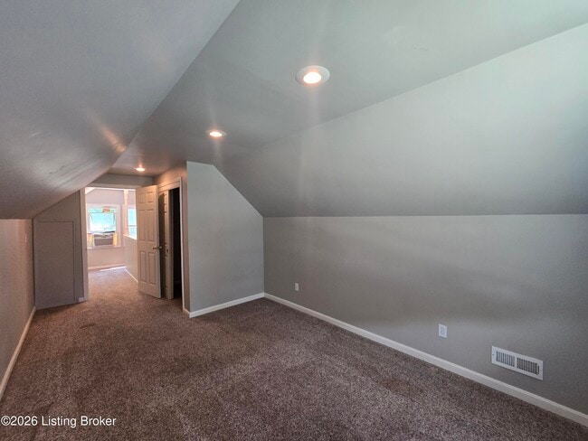Building Photo - 3932 Kennison Ave