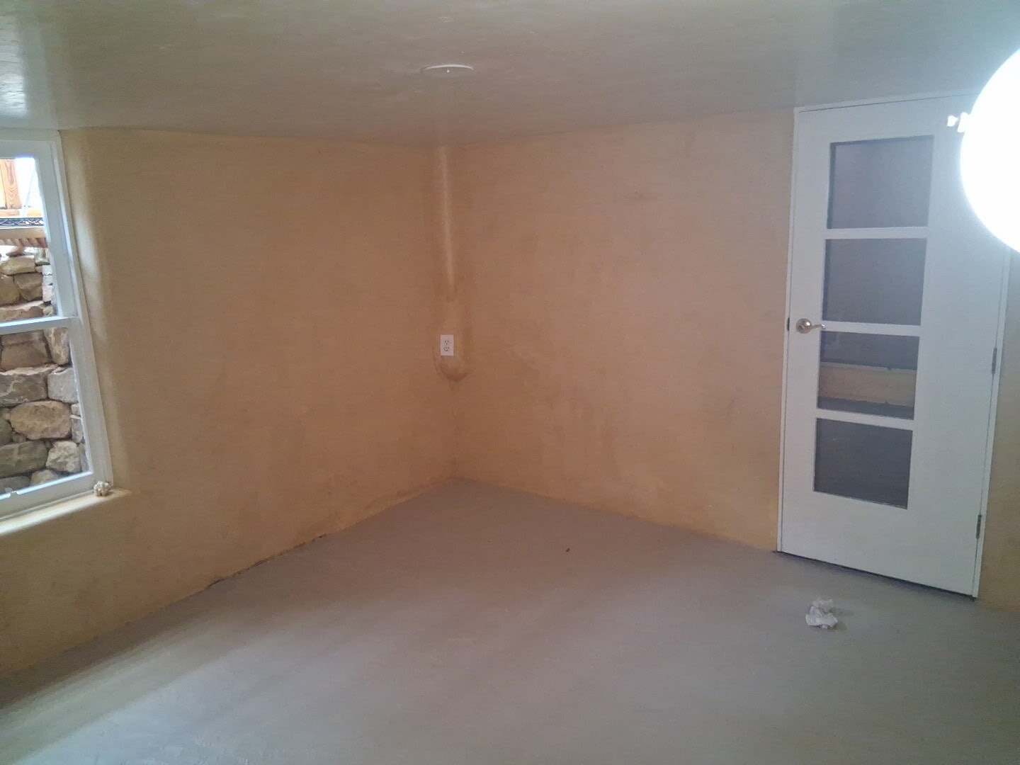 Downstairs bedroom - 1706 W Alameda St