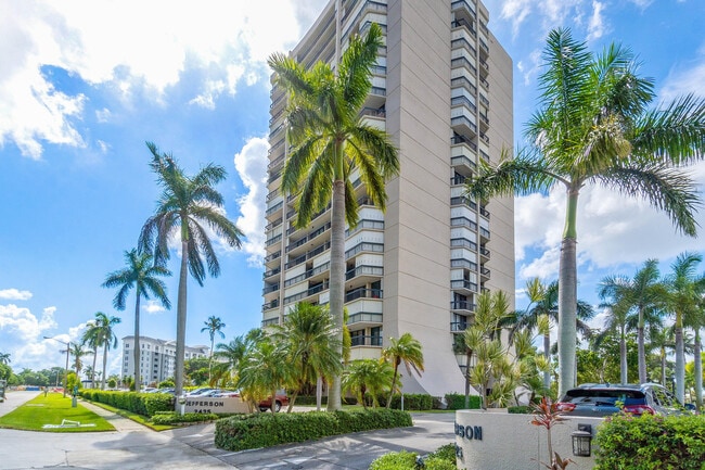 Building Photo - 2425 Presidential Way