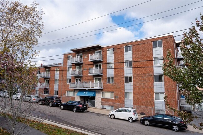 Primary Photo - 170 Parker Hill Ave
