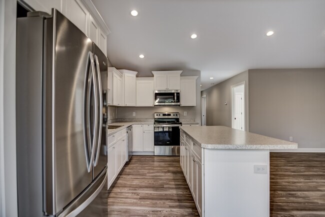 Building Photo - 1617 Charleston Dr