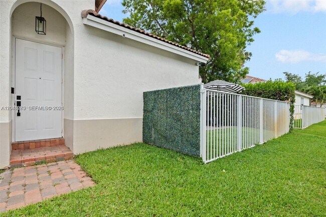 Building Photo - 18755 SW 27th Ct